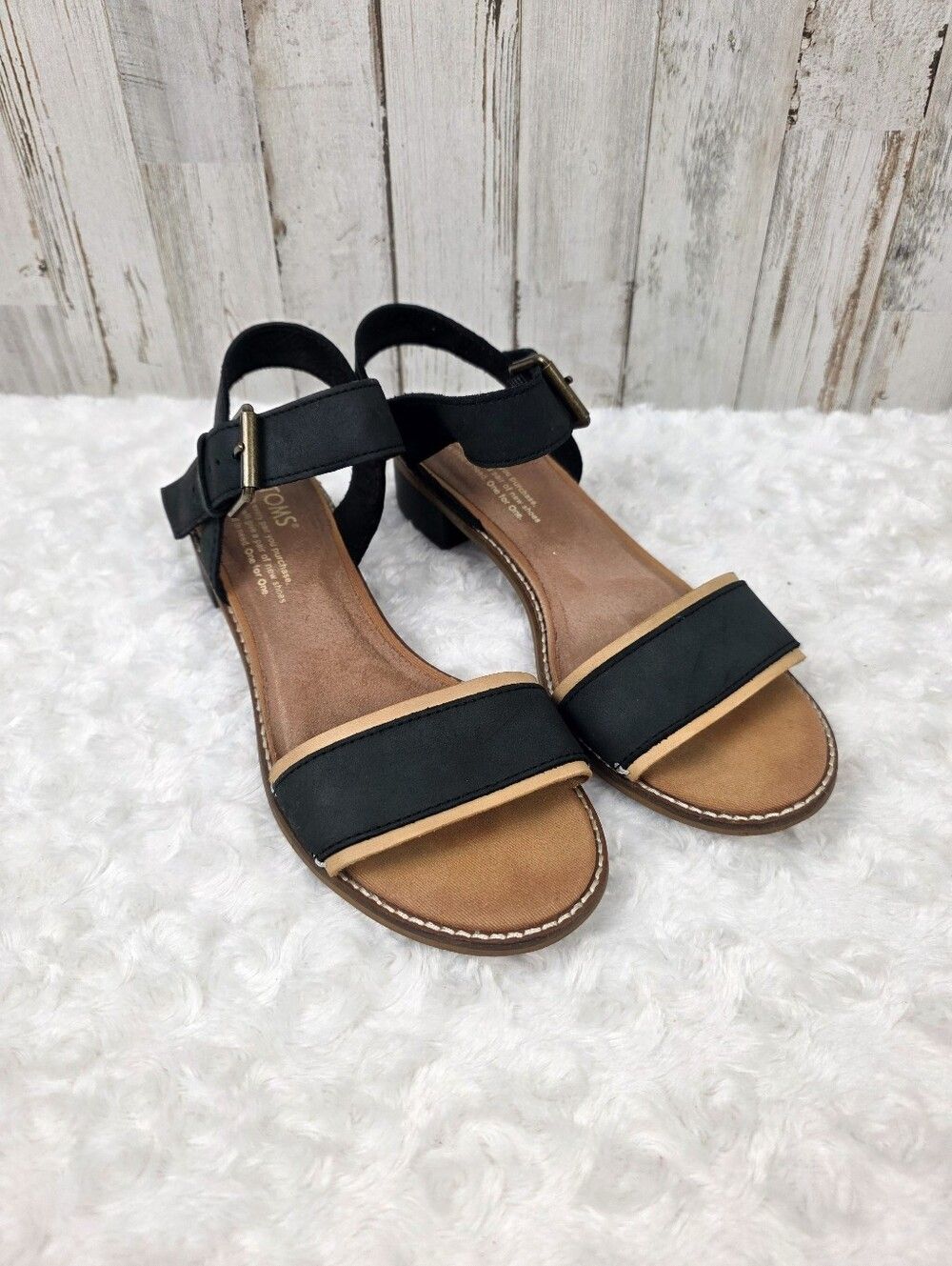 Toms Camilia Black Sandals Size 6.5